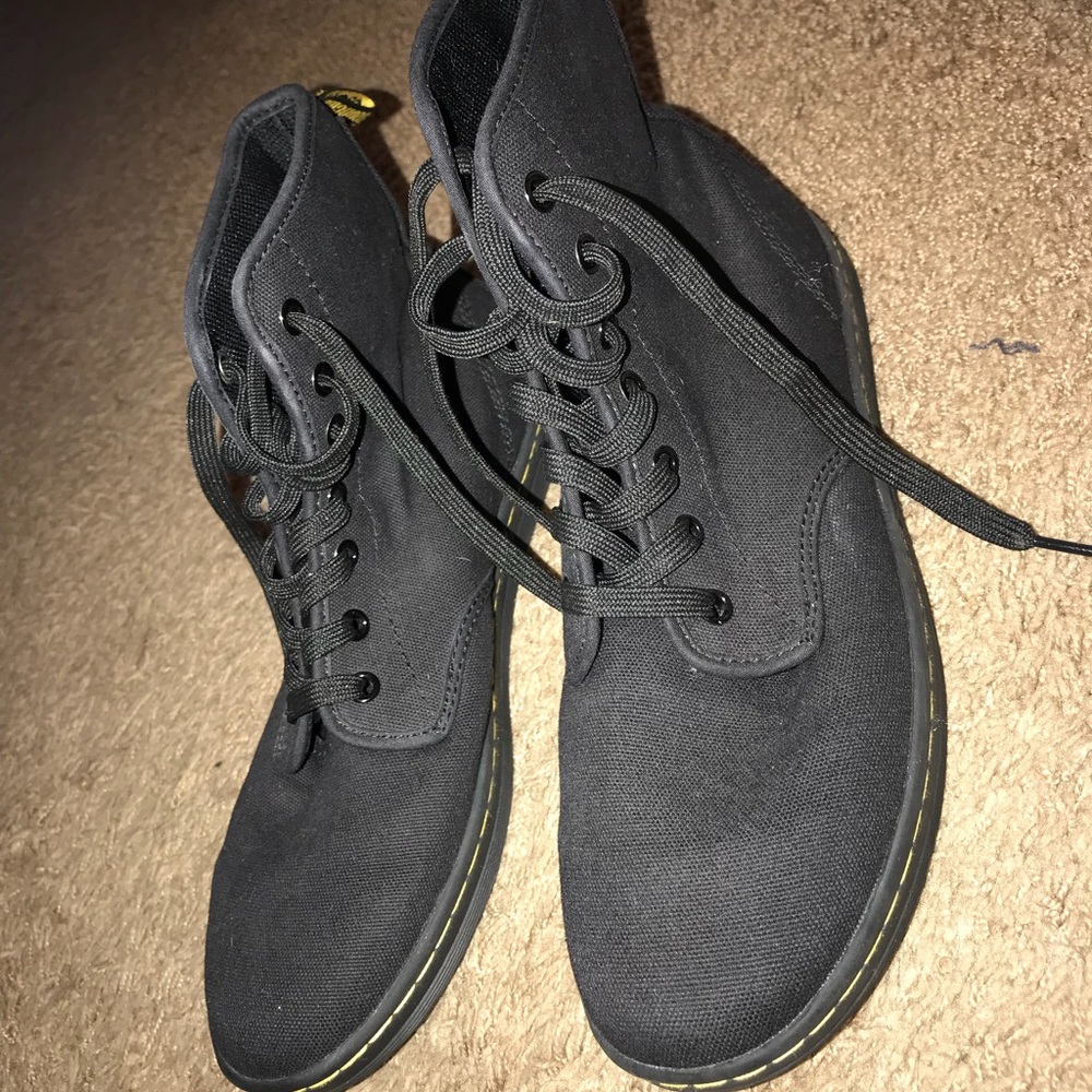 Dr Martens Shoreditch Boots